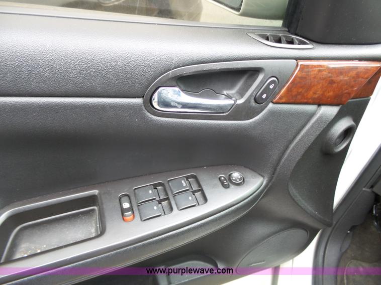 image for item J4242 2006 Chevrolet Impala