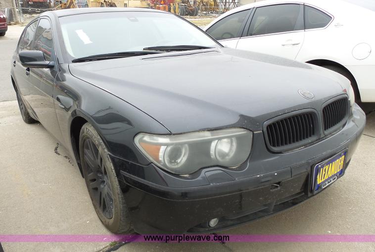 image for item J4243 2002 BMW 745Li
