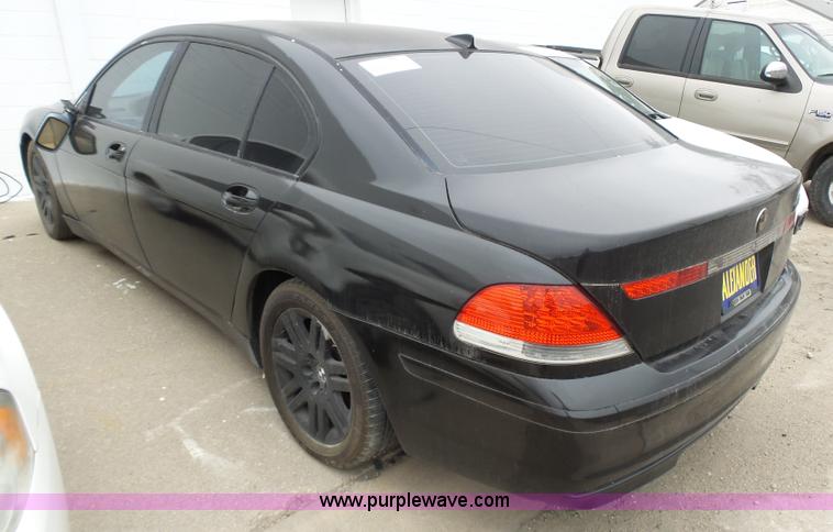 image for item J4243 2002 BMW 745Li