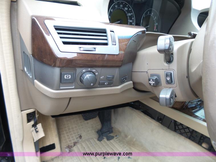 image for item J4243 2002 BMW 745Li