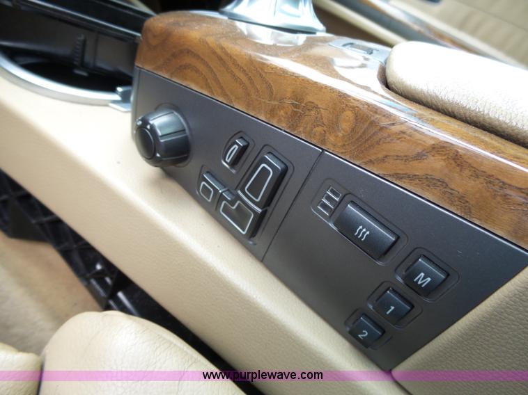 image for item J4243 2002 BMW 745Li