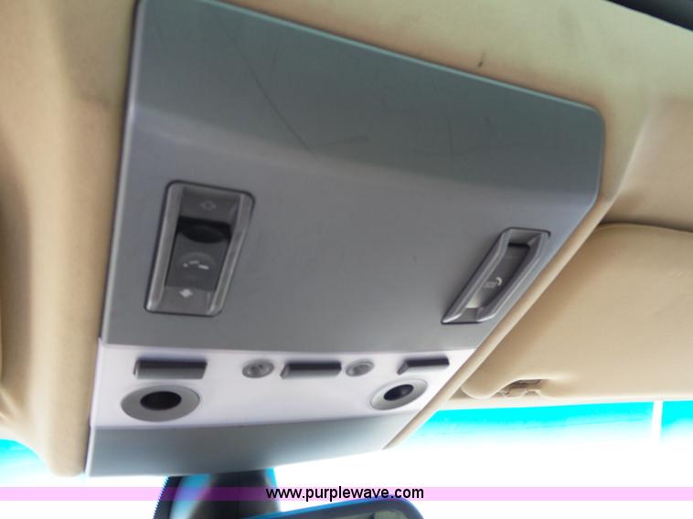 image for item J4243 2002 BMW 745Li