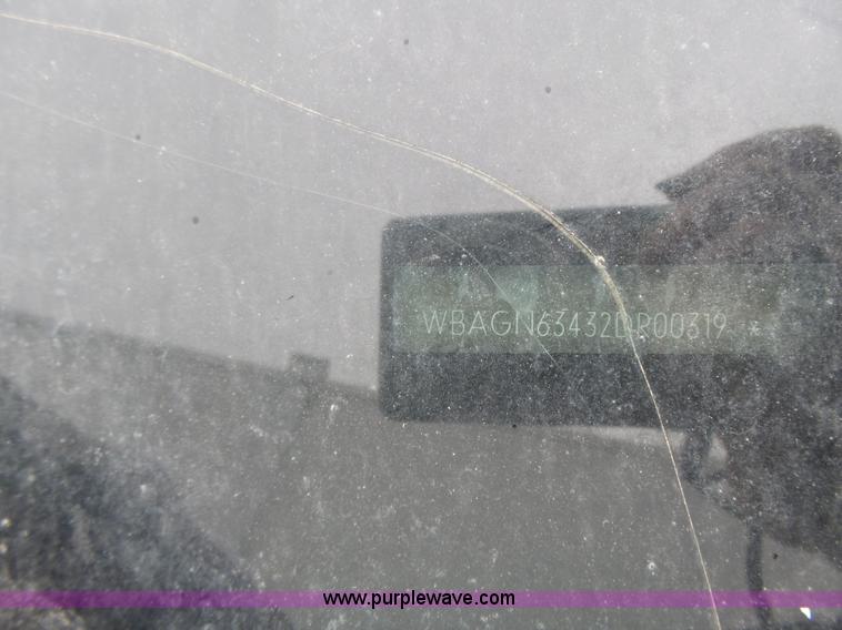 image for item J4243 2002 BMW 745Li