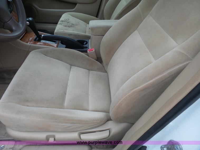 image for item J4244 2005 Honda Accord EX