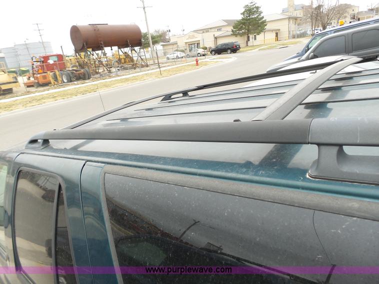 image for item L3711 1998 Chevrolet Blazer SUV