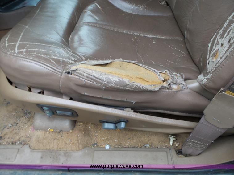 image for item L3711 1998 Chevrolet Blazer SUV