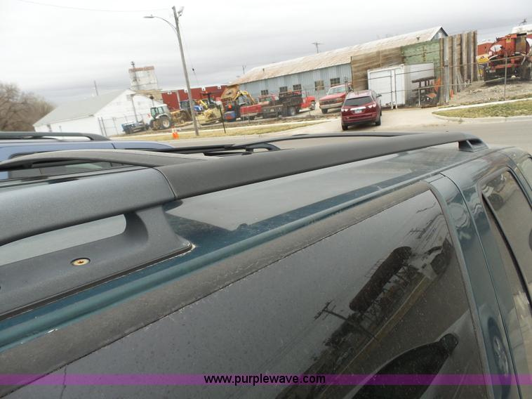 image for item L3711 1998 Chevrolet Blazer SUV