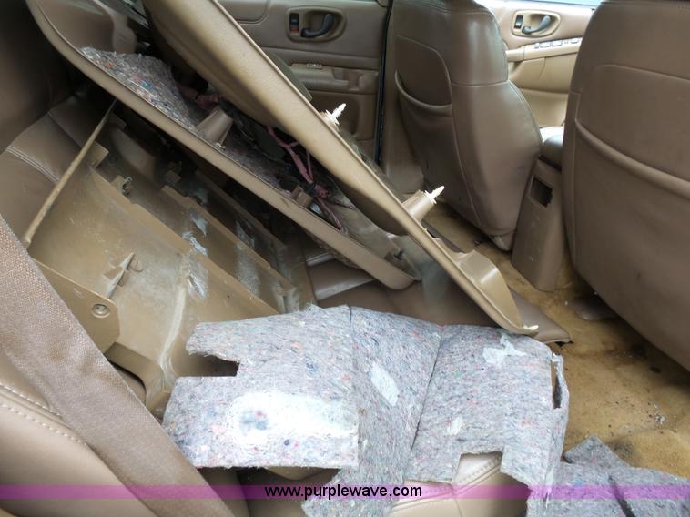 image for item L3711 1998 Chevrolet Blazer SUV