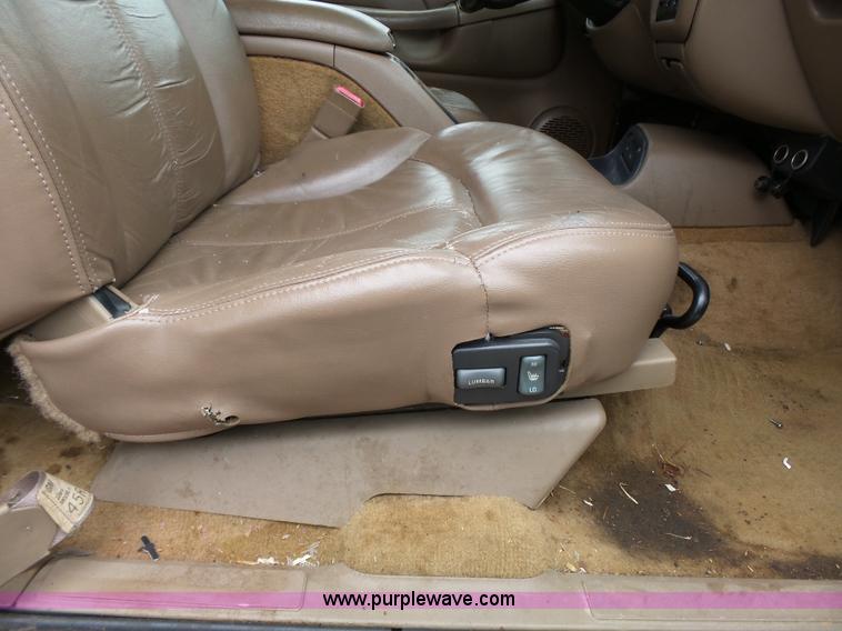 image for item L3711 1998 Chevrolet Blazer SUV