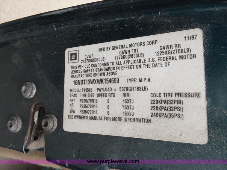 image for item L3711 1998 Chevrolet Blazer SUV