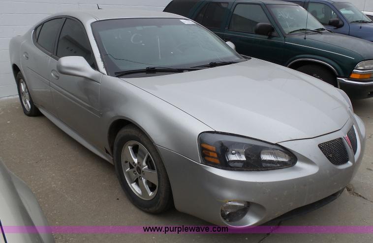image for item L3712 2006 Pontiac Grand Prix