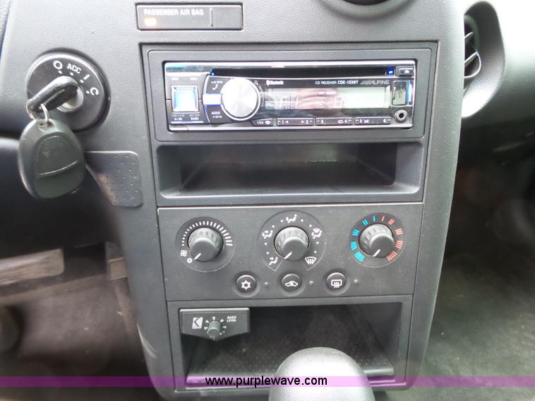 image for item L3712 2006 Pontiac Grand Prix