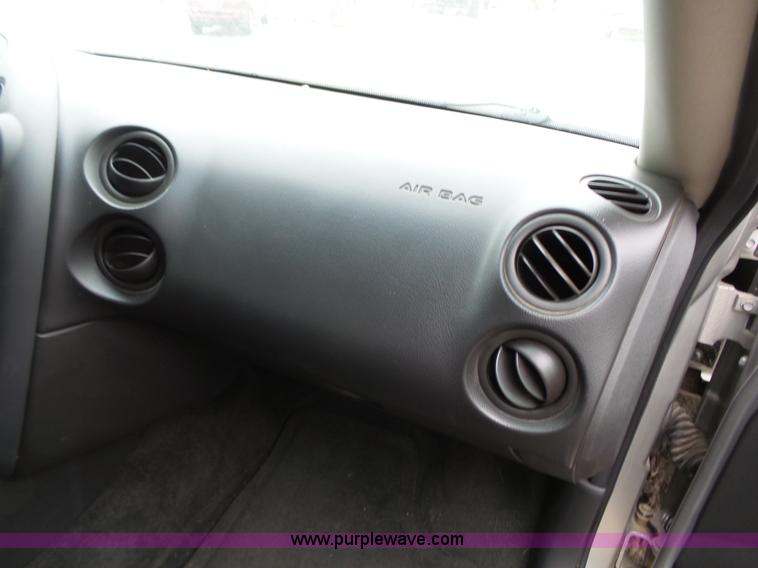 image for item L3712 2006 Pontiac Grand Prix