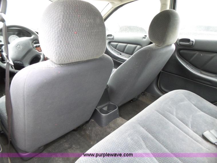 image for item L3713 2002 Dodge Stratus