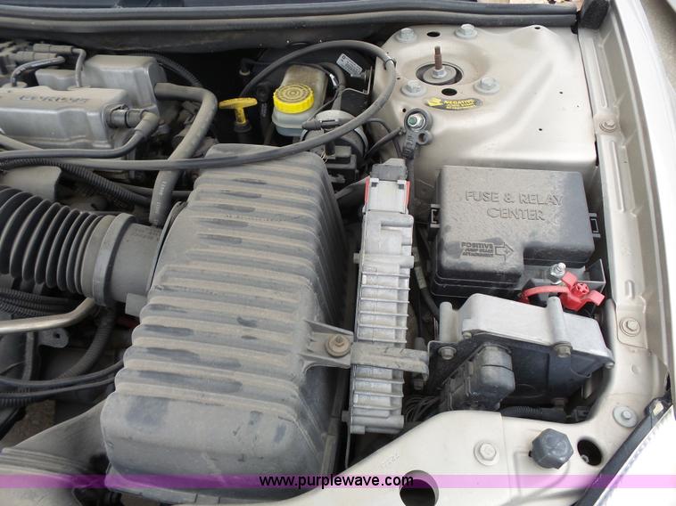 image for item L3713 2002 Dodge Stratus