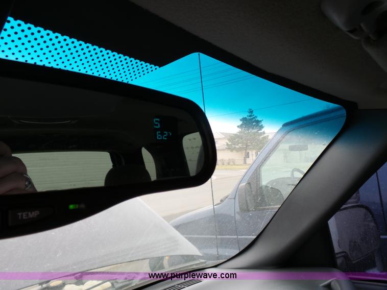 image for item L3714 2001 Chevrolet Tahoe LS SUV