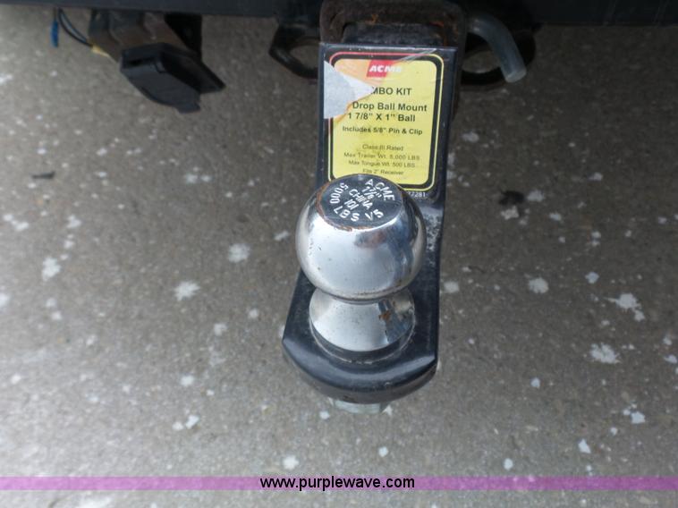 image for item L3714 2001 Chevrolet Tahoe LS SUV