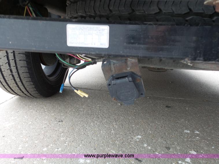 image for item L3714 2001 Chevrolet Tahoe LS SUV