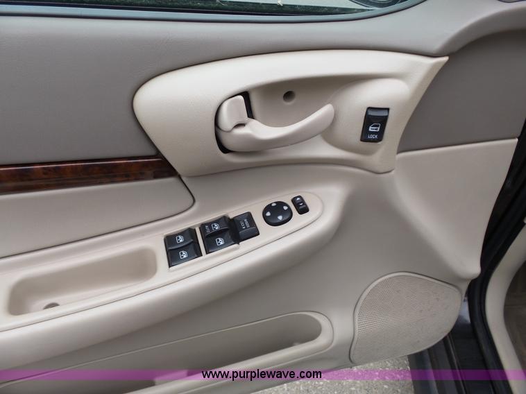 image for item L3716 2002 Chevrolet Impala