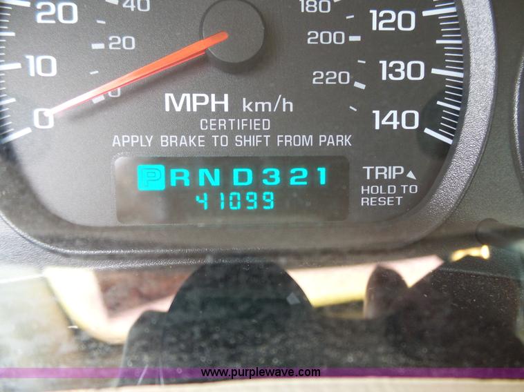 image for item L3716 2002 Chevrolet Impala