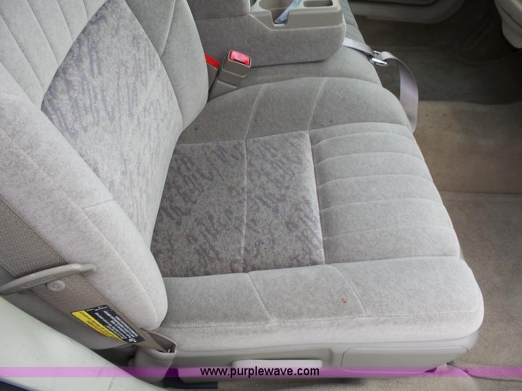 image for item L3716 2002 Chevrolet Impala