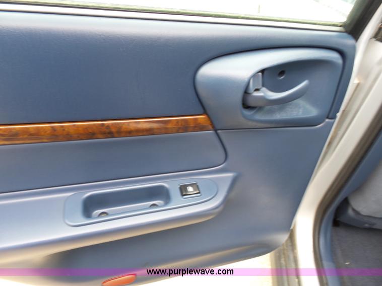 image for item L3717 2004 Chevrolet Impala