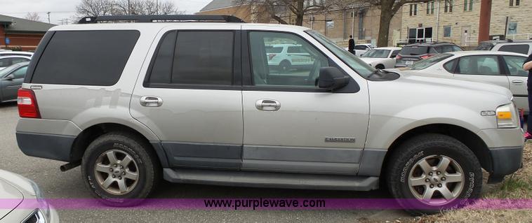 image for item L3718 2007 Ford Expedition SUV