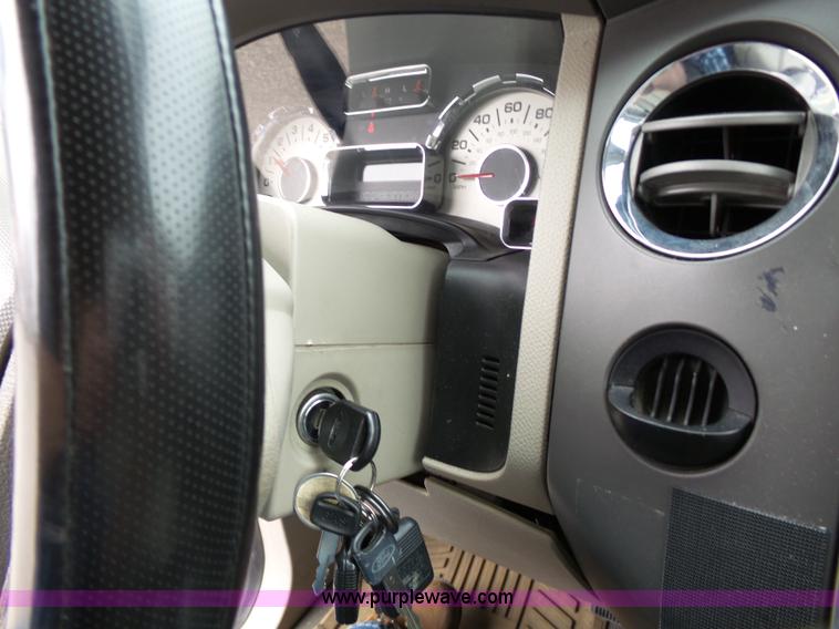 image for item L3718 2007 Ford Expedition SUV