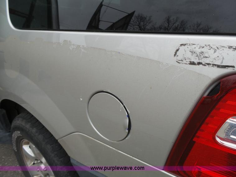 image for item L3718 2007 Ford Expedition SUV