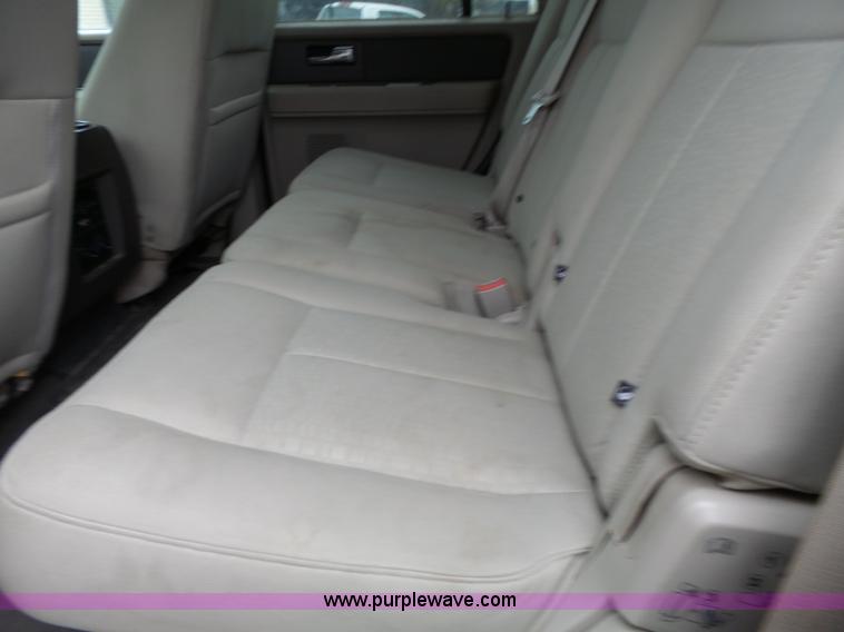 image for item L3718 2007 Ford Expedition SUV