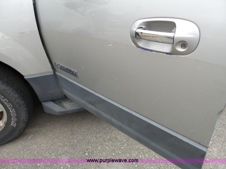 image for item L3718 2007 Ford Expedition SUV