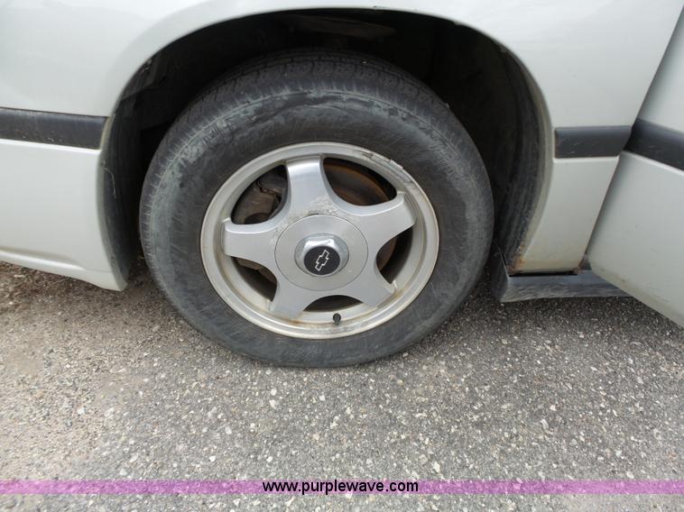 image for item L3719 2003 Chevrolet Impala