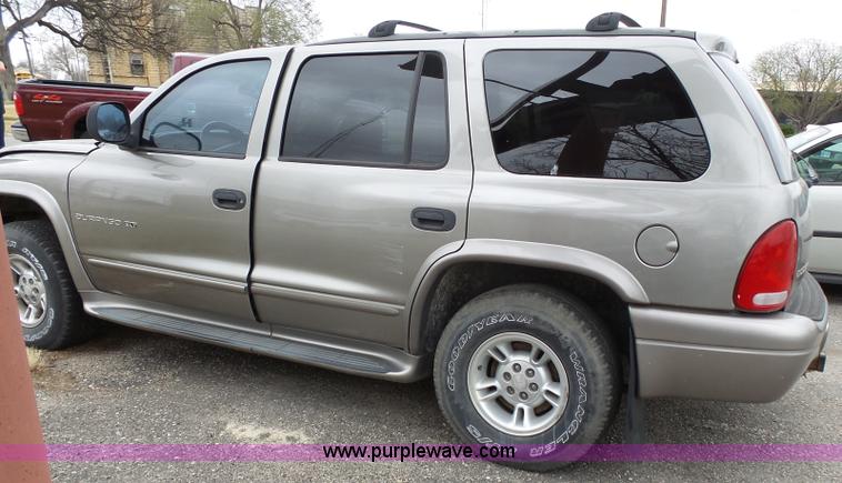 image for item L3720 2000 Dodge Durango SLT SUV