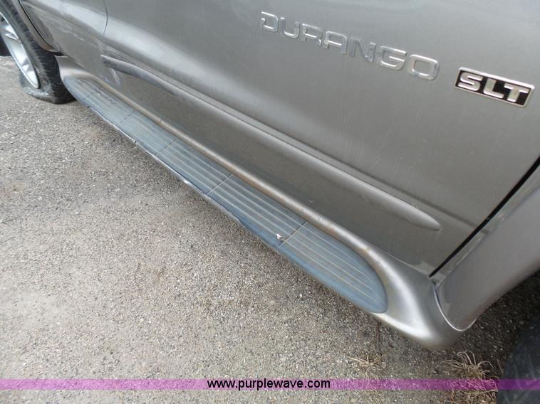 image for item L3720 2000 Dodge Durango SLT SUV