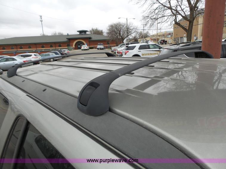 image for item L3720 2000 Dodge Durango SLT SUV