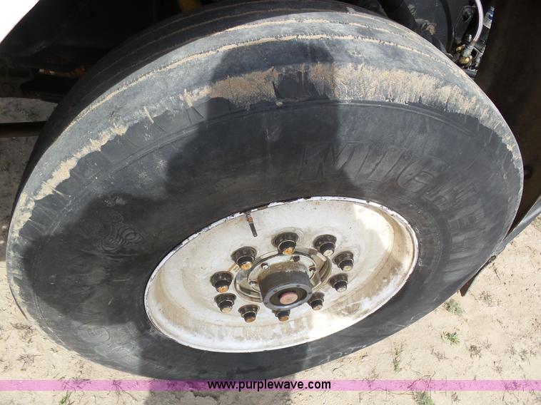 image for item AR9393 1993 Volvo WX64 feed truck