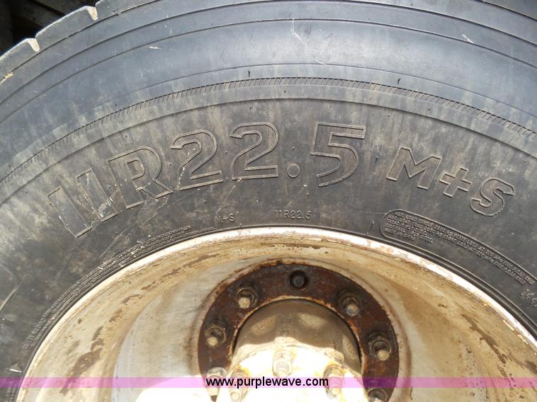 image for item AR9393 1993 Volvo WX64 feed truck