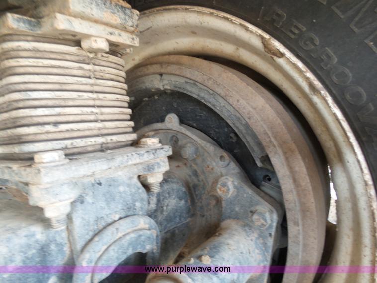 image for item AR9393 1993 Volvo WX64 feed truck