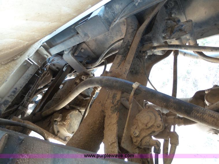 image for item AR9393 1993 Volvo WX64 feed truck