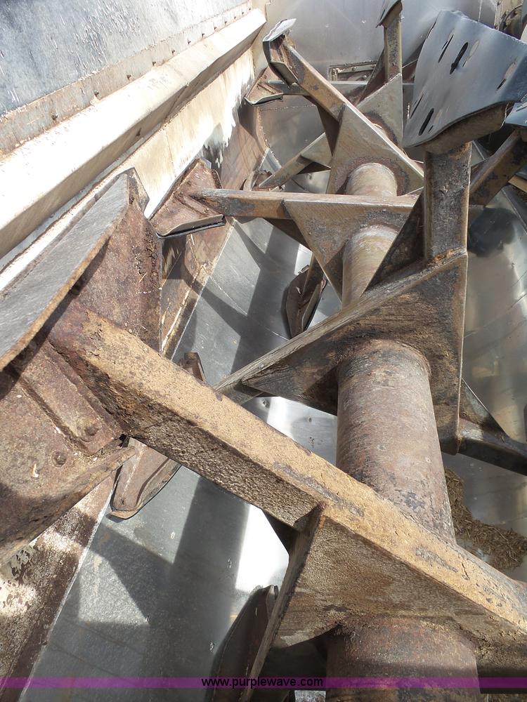 image for item AR9393 1993 Volvo WX64 feed truck