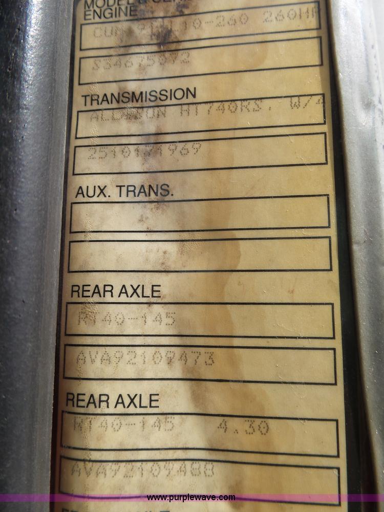 image for item AR9393 1993 Volvo WX64 feed truck