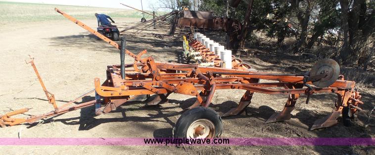 image for item AR9417 J.I. Case five bottom plow