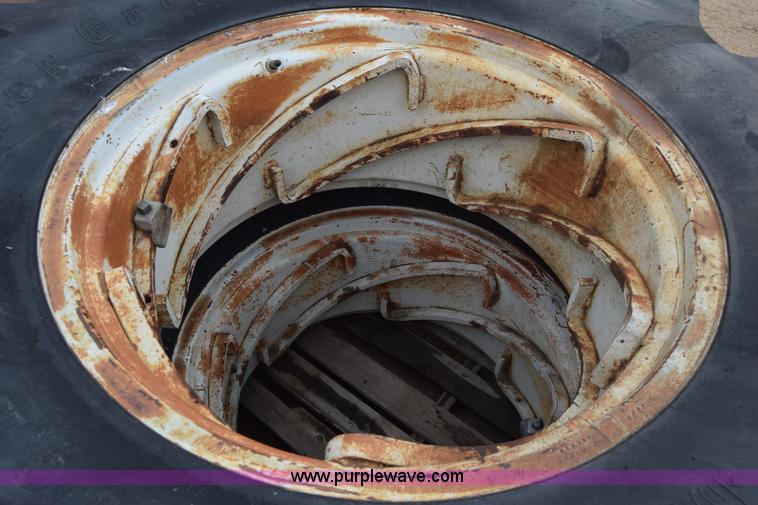 image for item AW9891 (2) 18.4-28 tractor tires and wheels