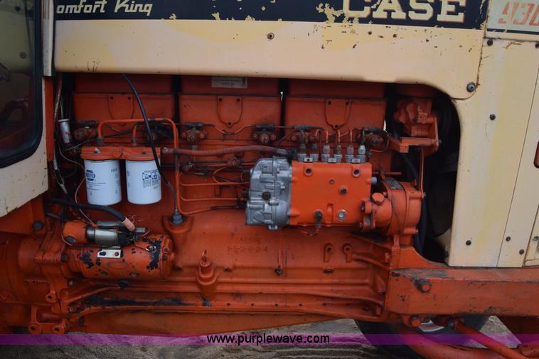 image for item AW9892 Case 930 Comfort King tractor