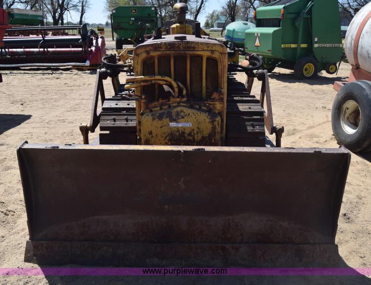 image for item AW9959 Caterpillar D4 dozer