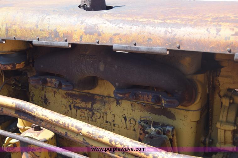 image for item AW9959 Caterpillar D4 dozer