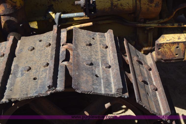 image for item AW9959 Caterpillar D4 dozer