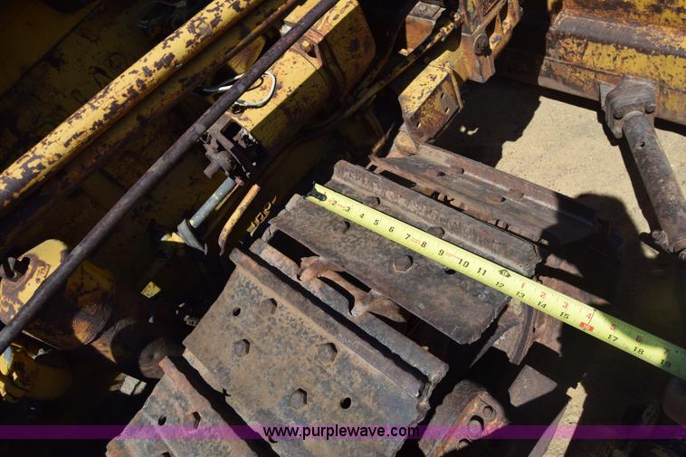image for item AW9959 Caterpillar D4 dozer