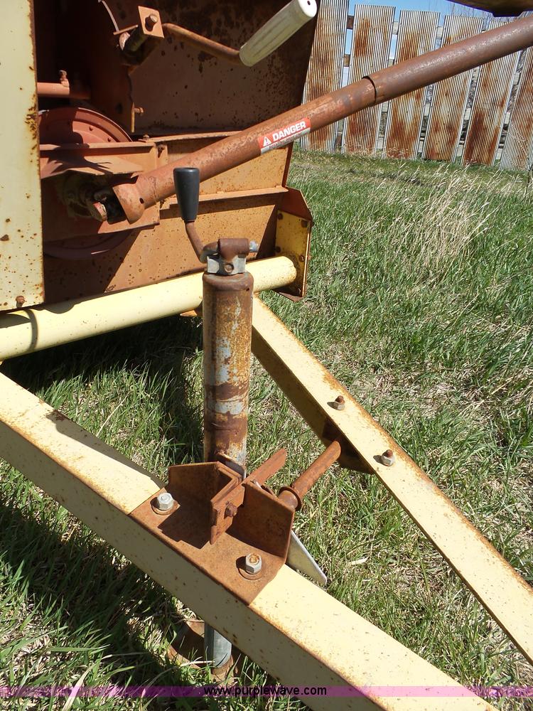 image for item BE9772 Schuler 125S feed wagon