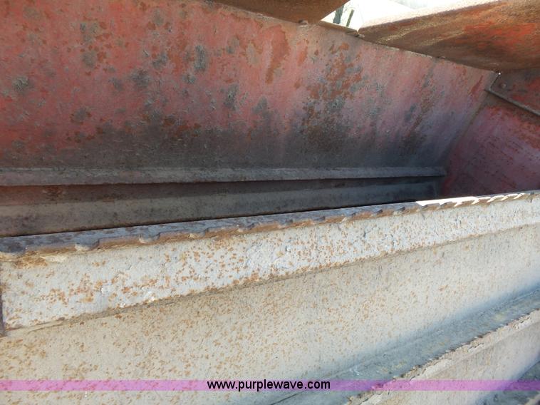 image for item BE9772 Schuler 125S feed wagon